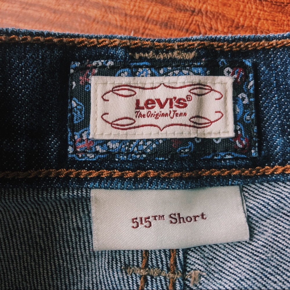 LEVI DENMIN SHORTS - Picture 6 of 6